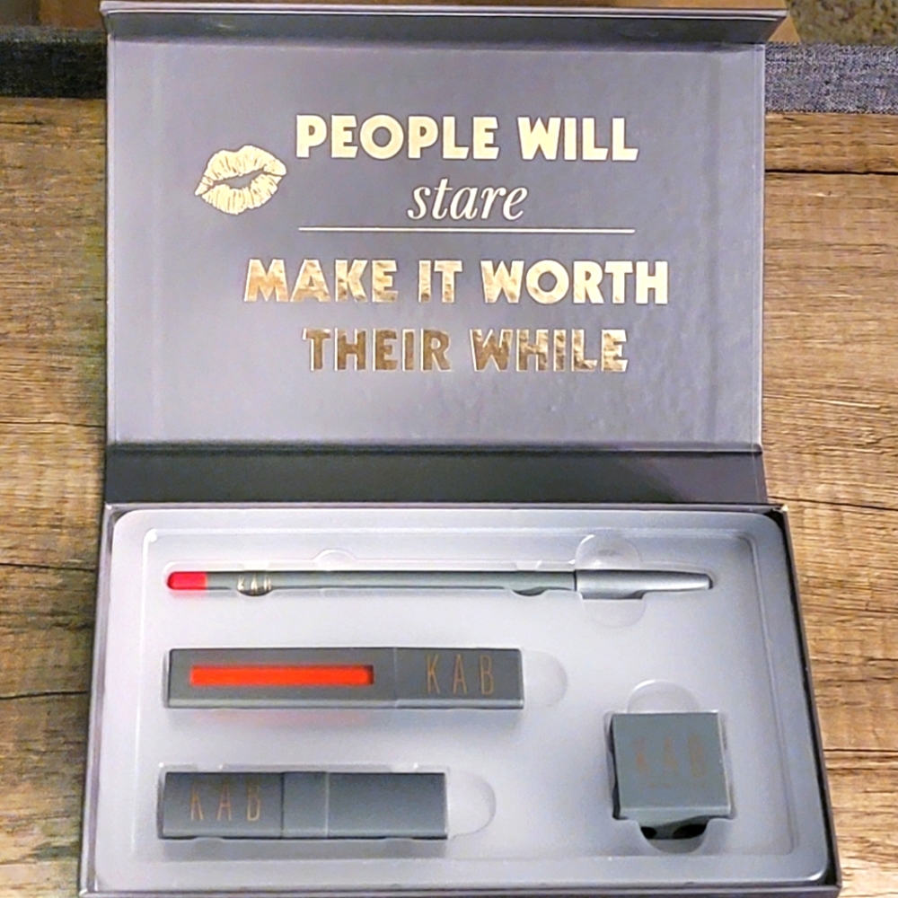 KAB Cosmetics LOLLIPOP LIP KIT